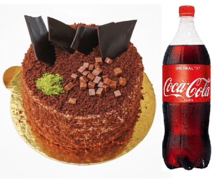 Kaliteli Çikolata Kullanımlı 4-6 Kişilik Yaş Pasta Paketi pasta