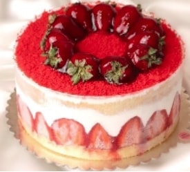 Kutlamaların Vazgeçilmezi Çilekli Mois Pasta pasta